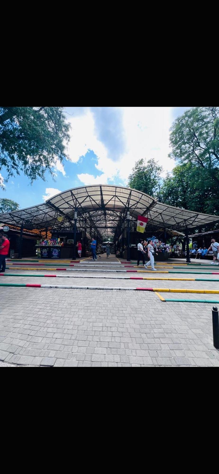 Квартира В Центре! Книжный Рынок! Odesa Exterior photo